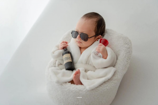 玉溪怀孕多久出现呕吐